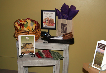 bread gifts station photo