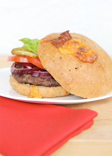 whole wheat bacon cheddar beer bun