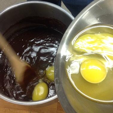 eggs_into_brown_batter_WEB